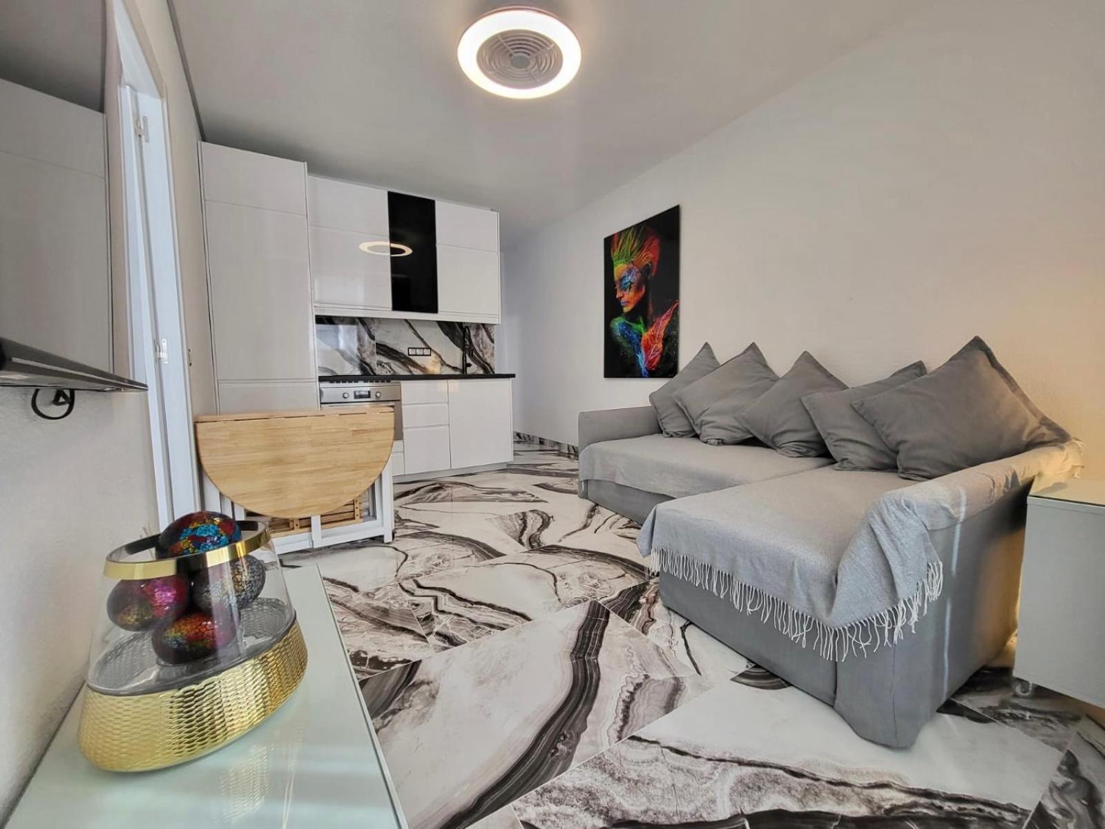 לאס פאלמס דה גראן קנאריה 2 Bedrooms Flat + Balcony + Parking At Las Canteras Beach מראה חיצוני תמונה