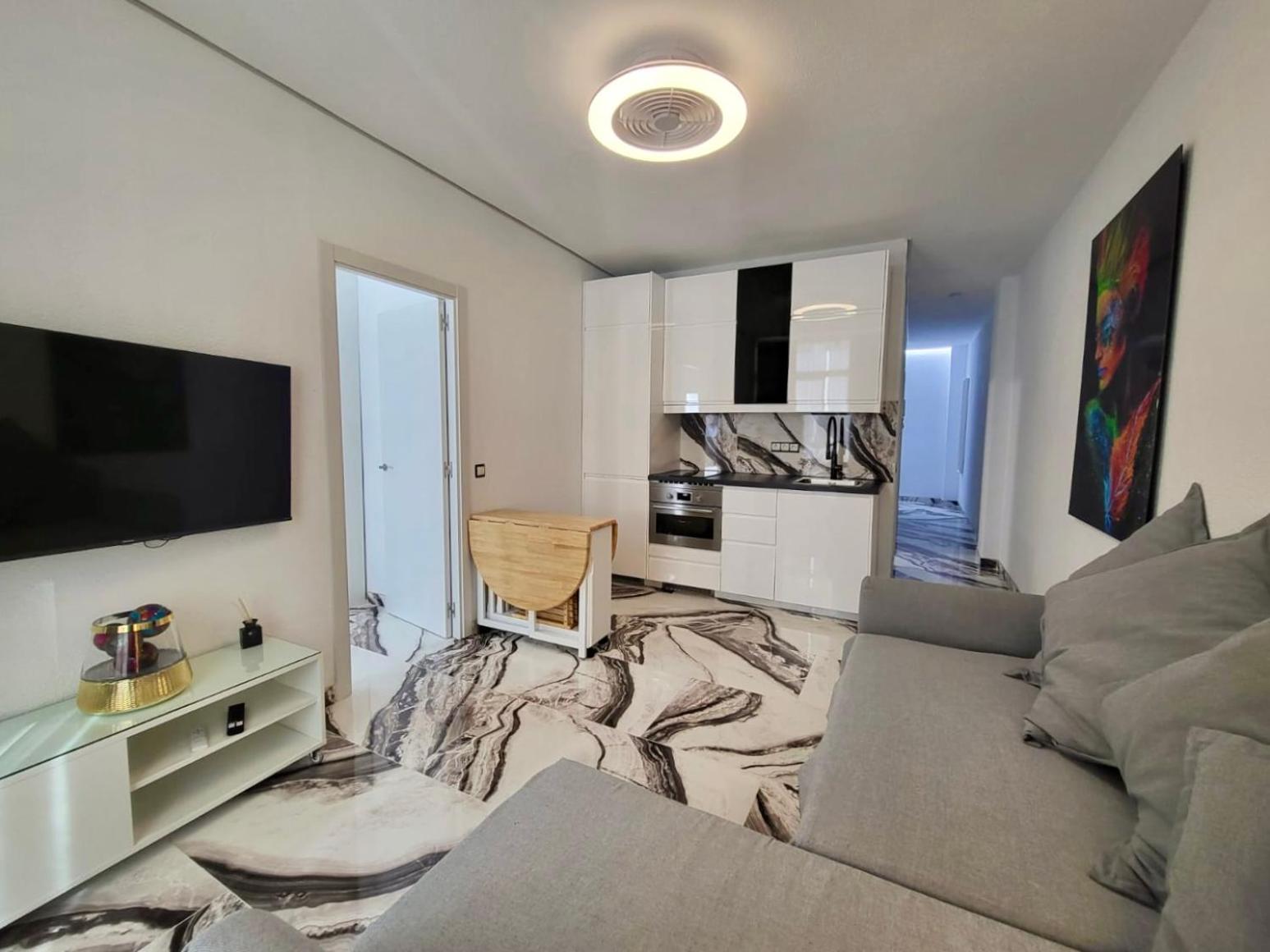לאס פאלמס דה גראן קנאריה 2 Bedrooms Flat + Balcony + Parking At Las Canteras Beach מראה חיצוני תמונה